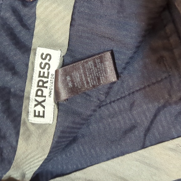 Express Innovator in Navy, Size 30x30 - Picture 6 of 6